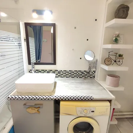 Apartment Roseraie T2 Wifi Parking Clim *