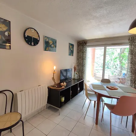 Appartement Roseraie T2 Wifi Parking Clim *